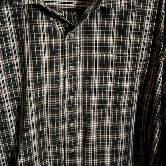 Big & tall plaid cotton blend button up shirt. L3 - Picture 2 of 4
